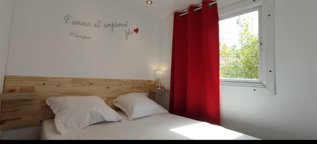 Bungalow Au Pied Du Luberon Saint-Martin-de-la-Brasque Ngoại thất bức ảnh